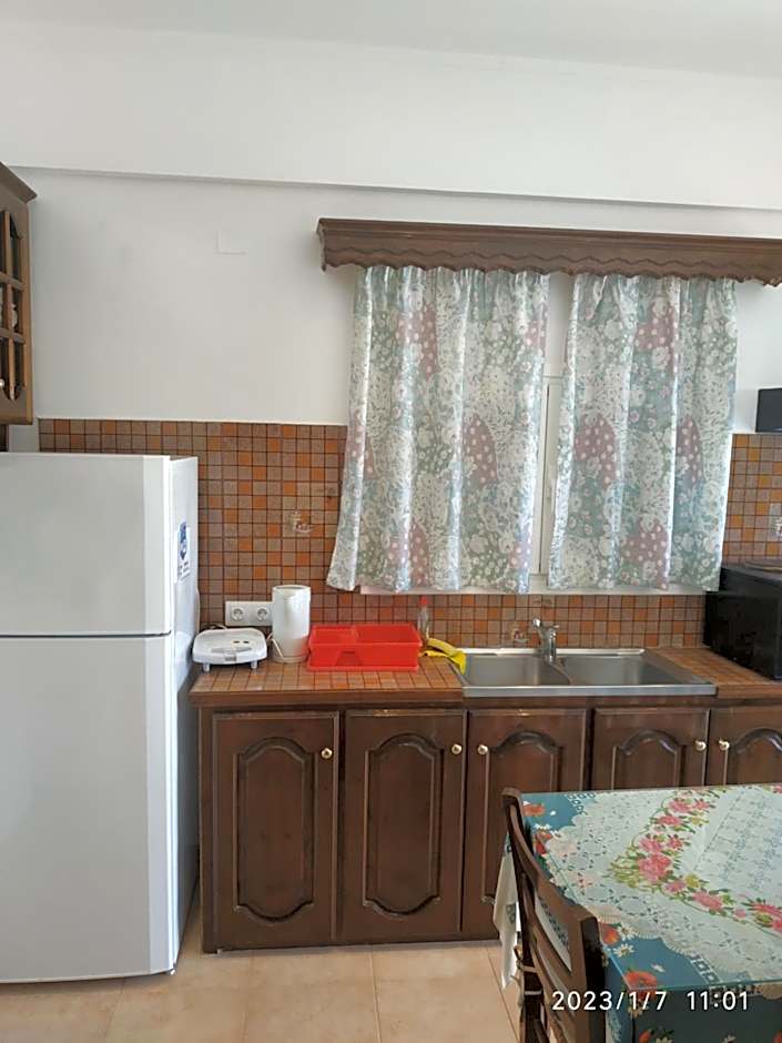 Gerekos Studios and Apartments