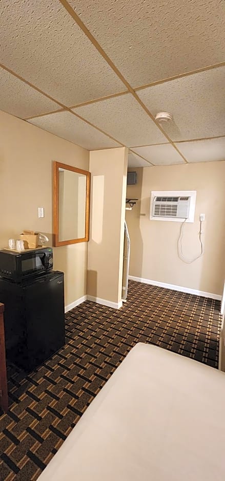 Nashoba Valley Inn & Suites