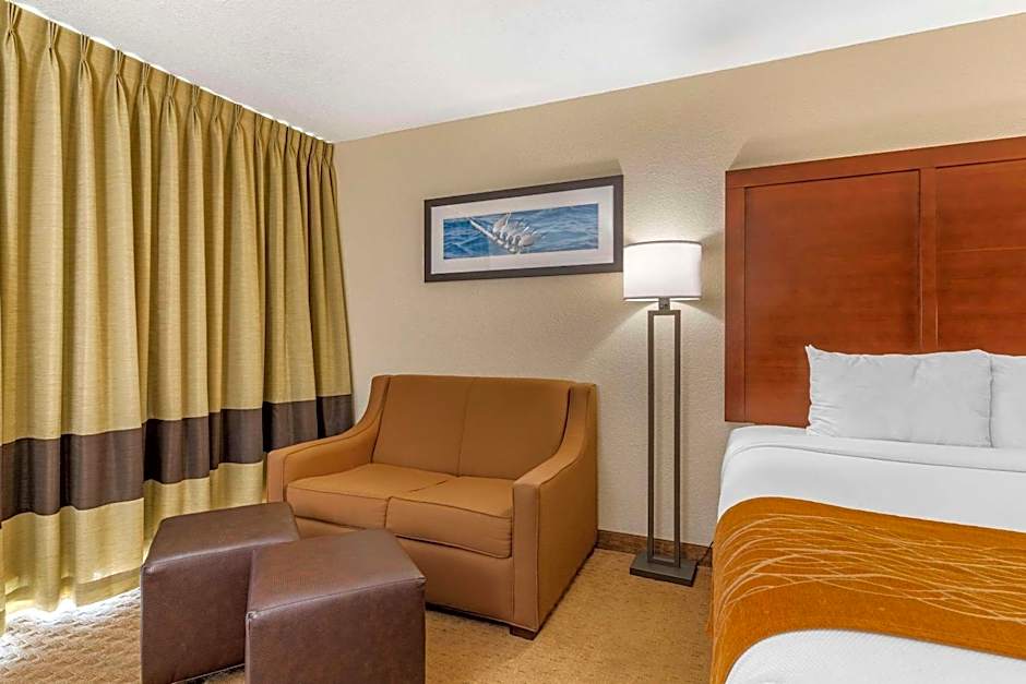 Comfort Inn & Suites Lincoln City
