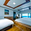 Fantastic Ocean View Sydney Hotel