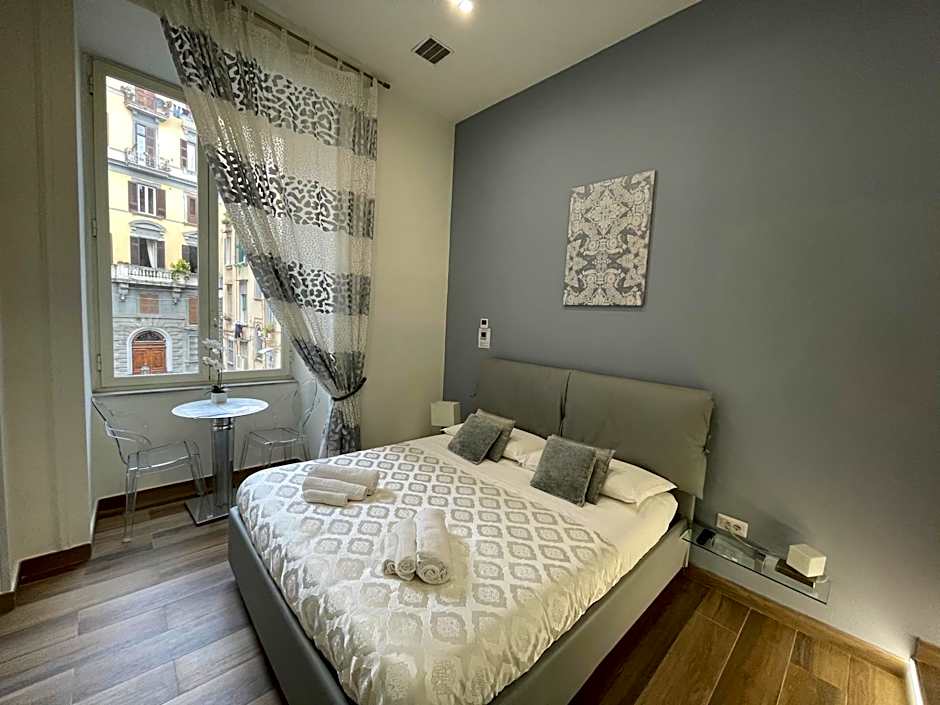 Sun Art Naples Rooms