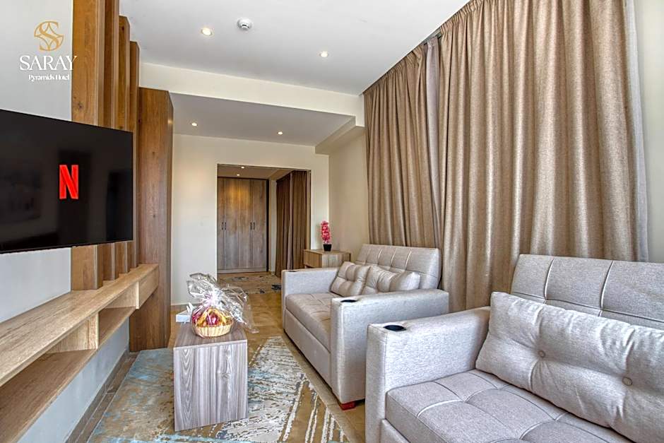 Saray Pyramids & Museum View Hotel