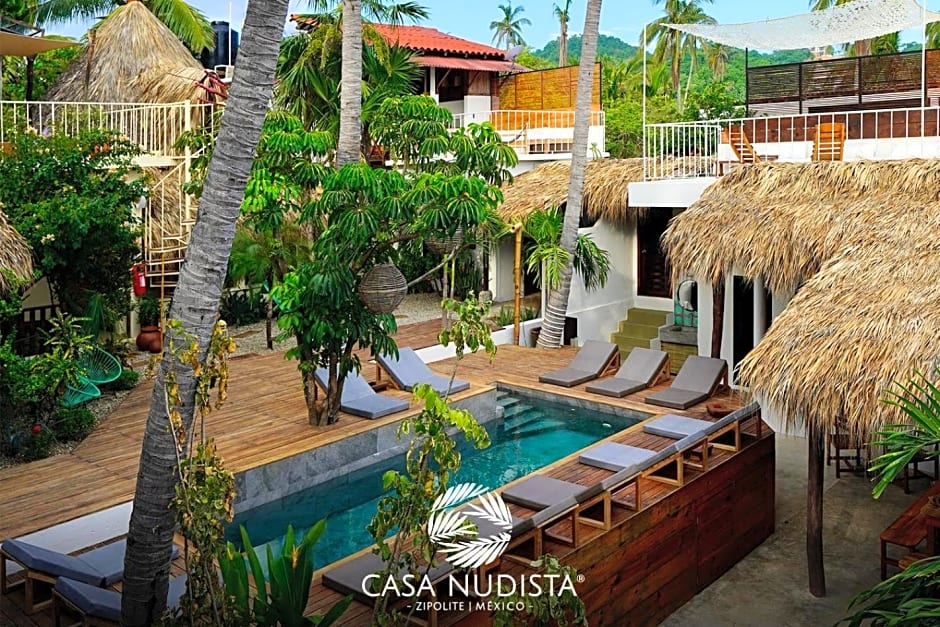 Casa Nudista - LGBT Hotel