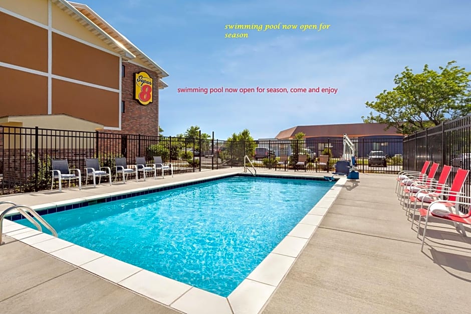 Super 8 by Wyndham Lenexa Overland Park Area