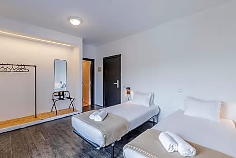 Twin Room with Private Bathroom