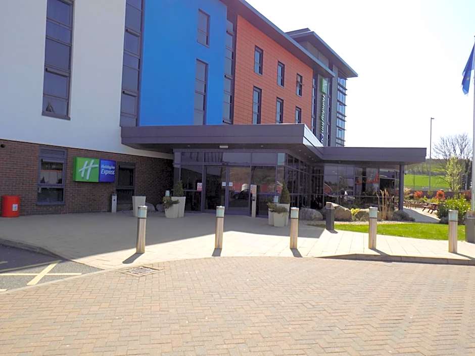 Holiday Inn Express Dunstable By IHG