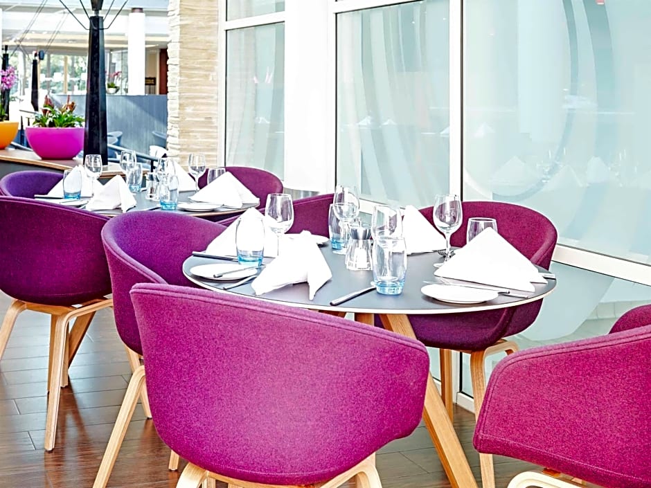 Novotel London Heathrow Airport M4 Jct. 4
