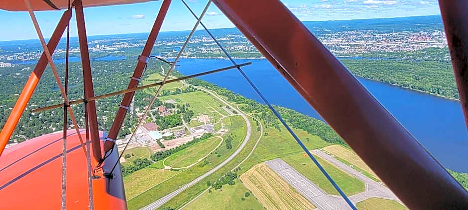 Kokomo Inn Tropical Riverfront B B