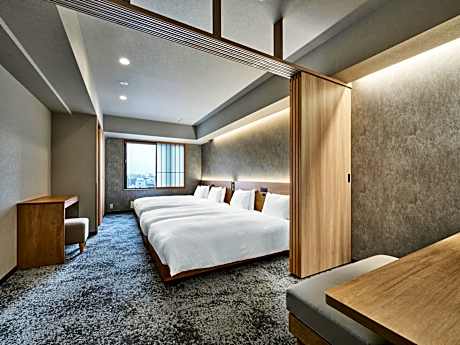 One-Bedroom Apartment (4 Single-Beds)