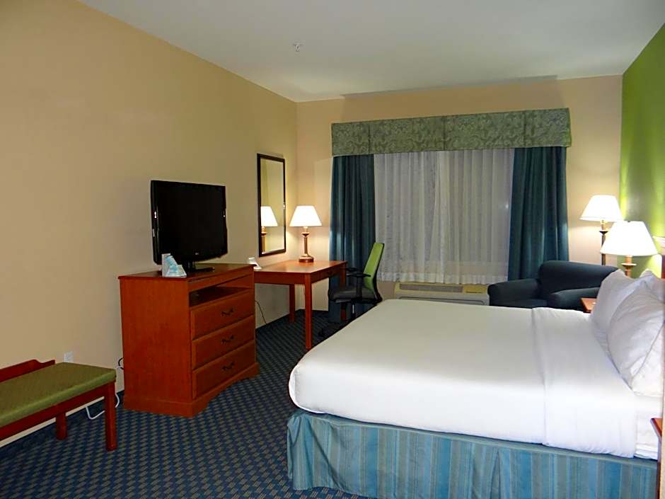 Holiday Inn Express Hotel & Suites Salisbury - Delmar By IHG