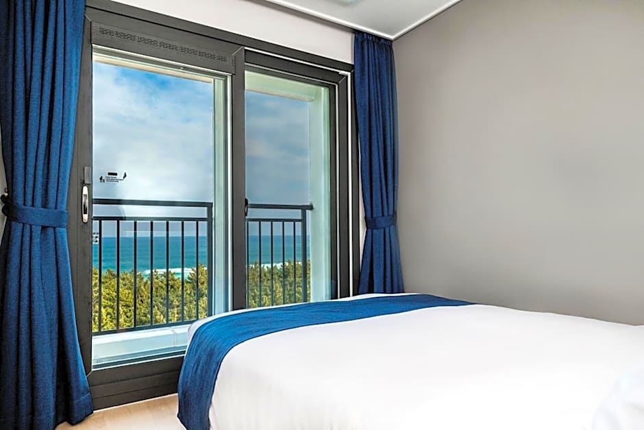 Risen Ocean Park Hotel