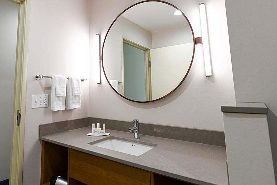 Fairfield Inn & Suites by Marriott Ontario Rancho Cucamonga