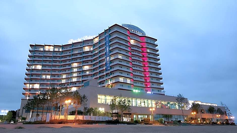 Beache Palace
