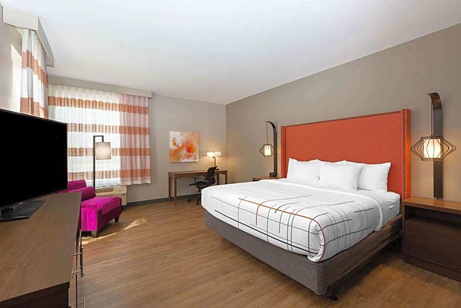La Quinta by Wyndham Altoona Des Moines