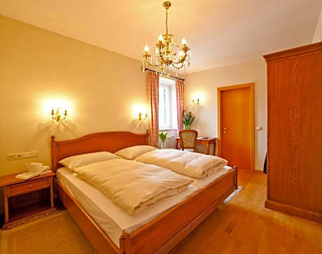 Small Double Room Annex