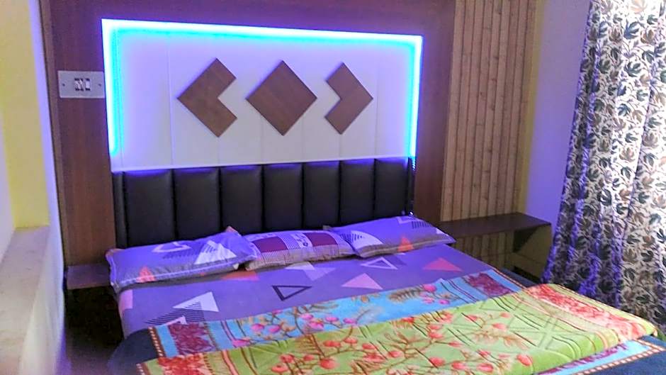 Gudoo Paying Guest House