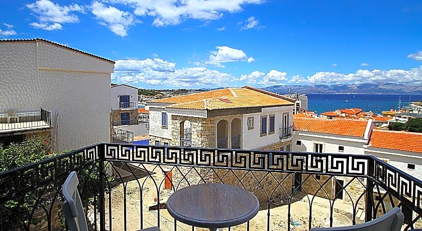 Çeşme Kale Taş Apart