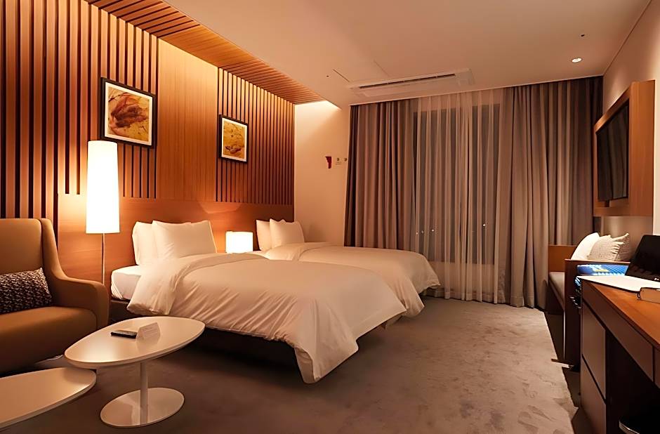 Osong H Hotel Sejong City