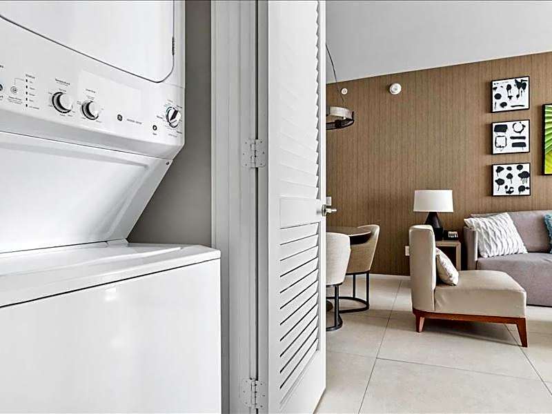 Beachside Contemporary Residence in Lyfe