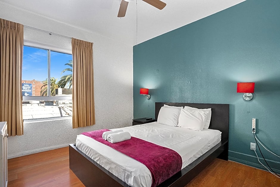 Photo 1 of 6 of Private Double Room with Shared Bathroom
