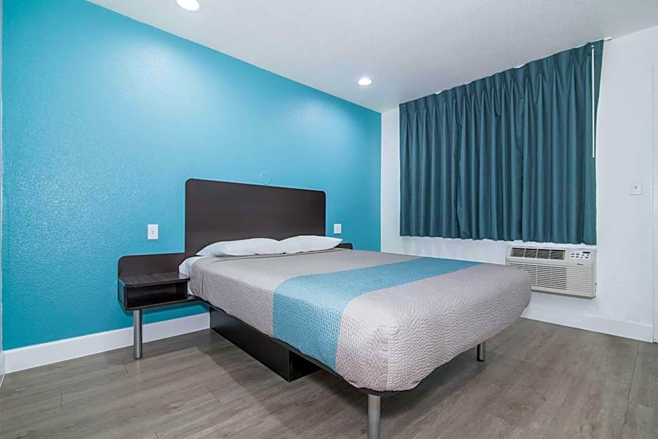 Motel 6-Moreno Valley, CA - Perris