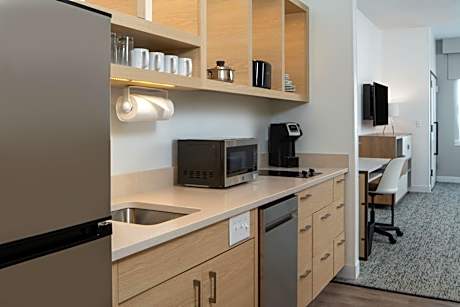 King Studio with Sofa Bed