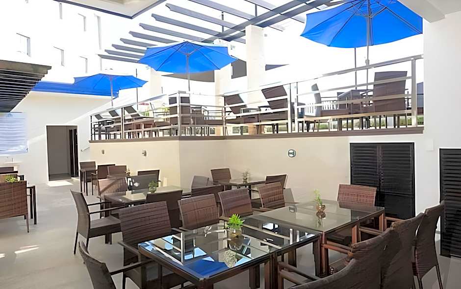 Blue Lotus Hotel