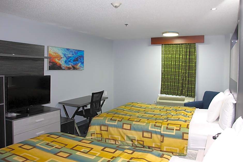 Douglas Inn & Suites Cleveland