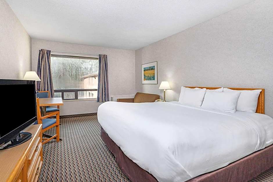 Travelodge by Wyndham Bridgewater