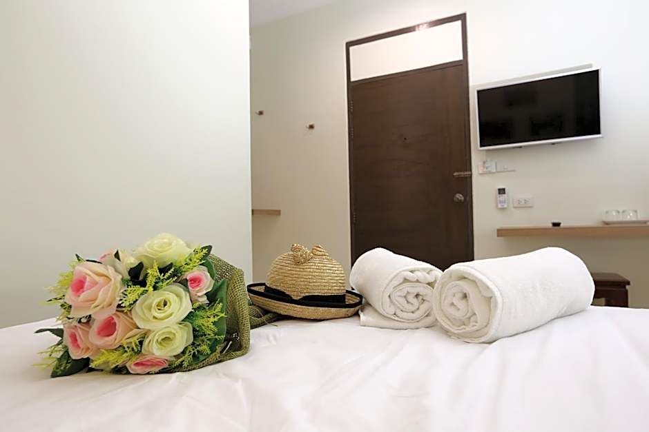 โรงแรมนางรอง