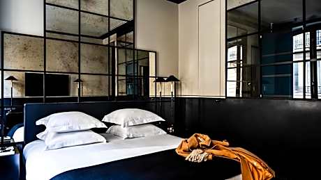 Monsieur George Hotel & Spa - Champs-Elysées