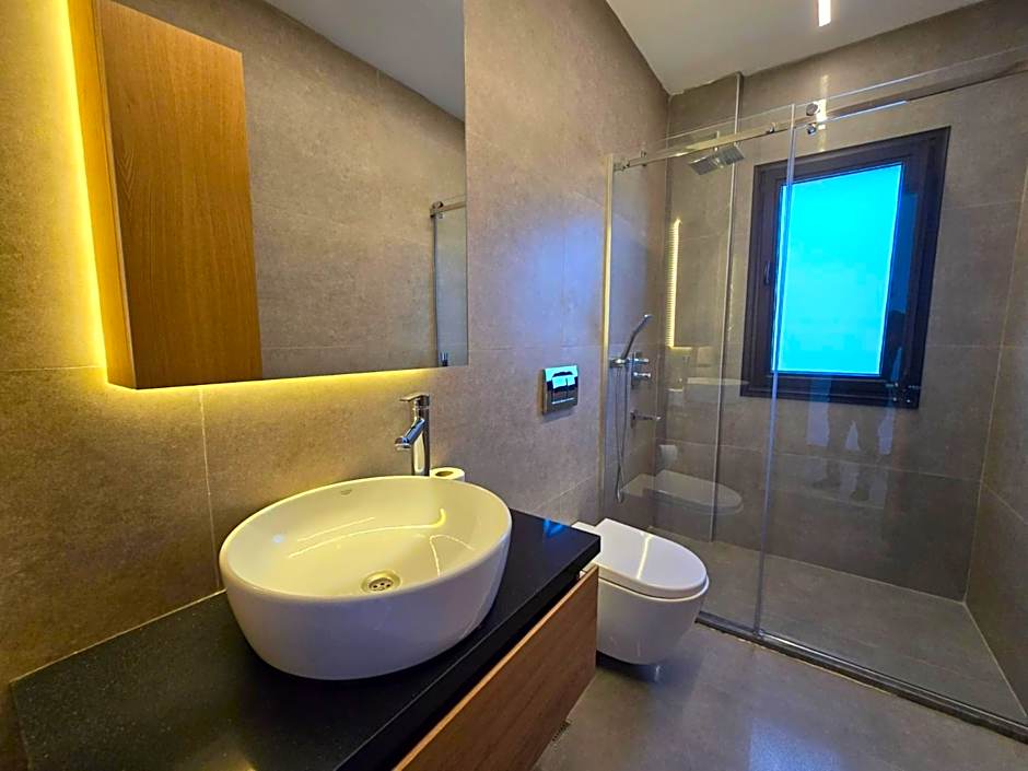 Ayayorgi süper havuzlu yeni