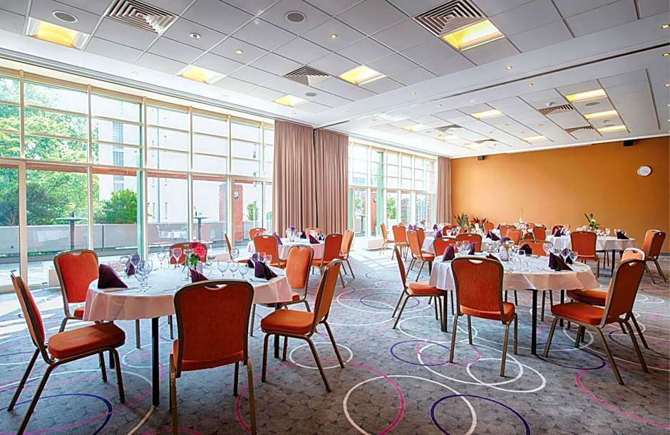 Leonardo Hotel Mannheim City Center