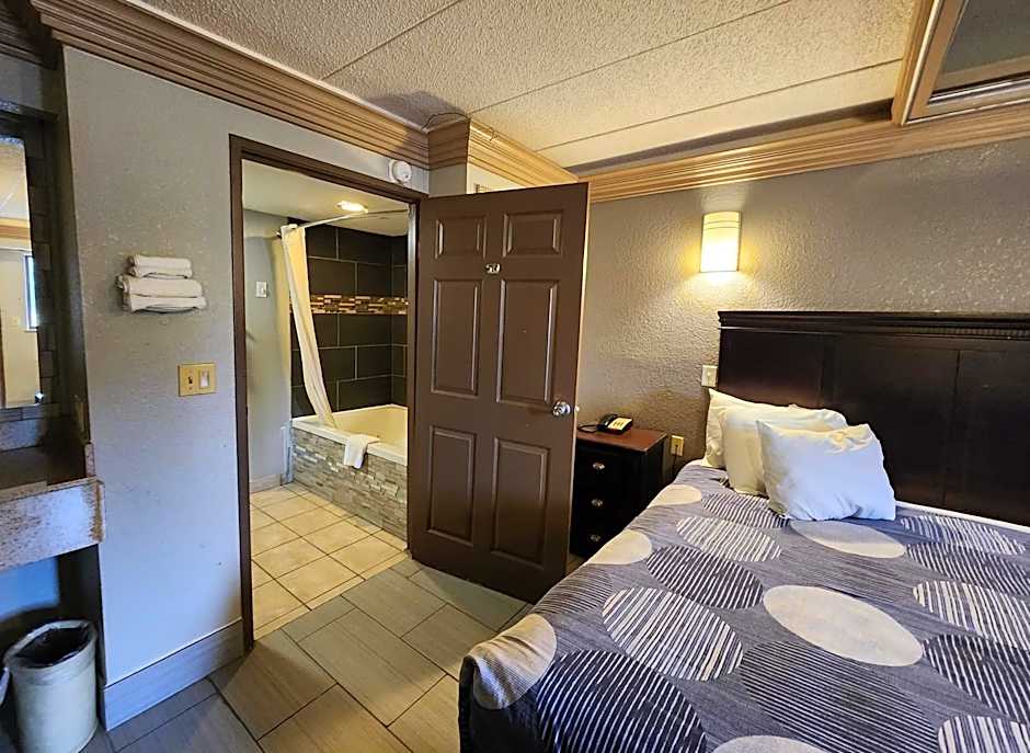 Americas Best Value Inn & Suites Little Rock at Scott Hamilton D