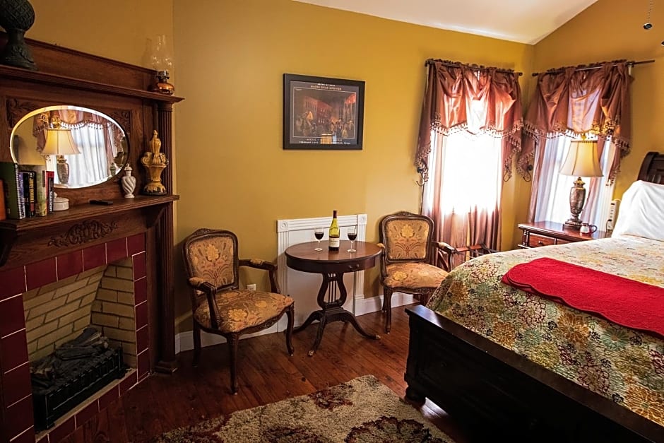 White Oak Manor Bed and Breakfast