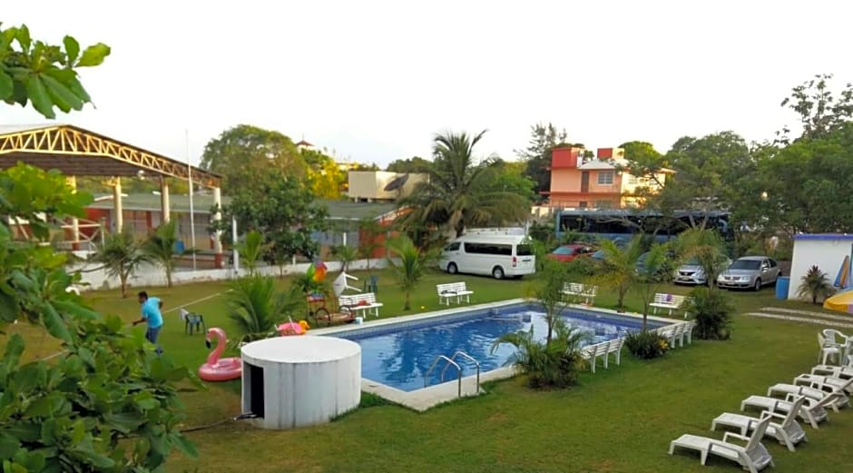 Hotel Playa Krystal