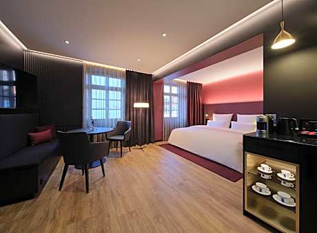 Superior King Bed
