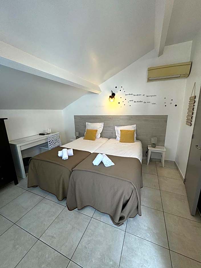 Hotel Le Medieval