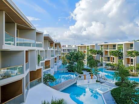 Wyndham Grand Nai Harn Beach Phuket
