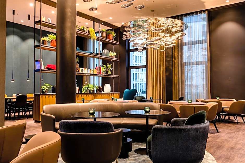 Motel One Köln-Altstadt