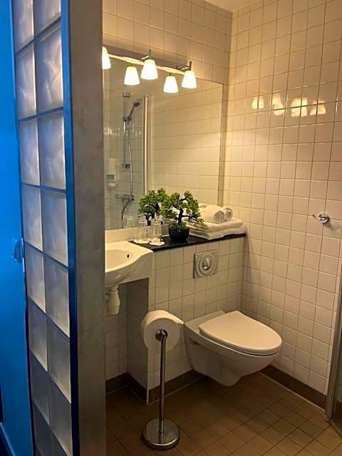 Breidablikk Guesthouse