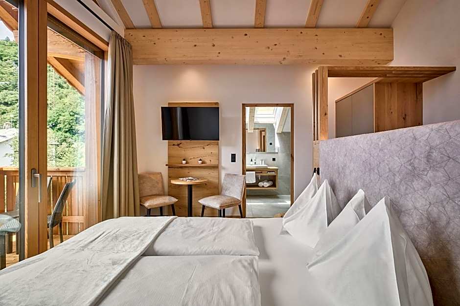 Photo 1 of 5 of Suite