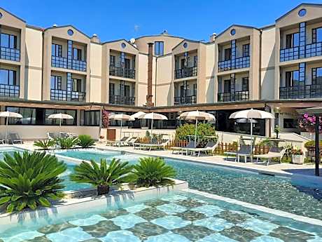 River Park Hotel