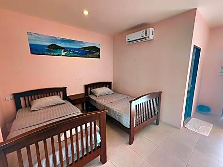 Twin Room with Balcony