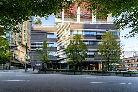 Smithe House