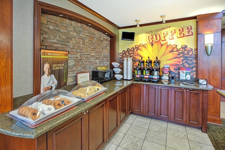 Staybridge Suites Louisville - East by IHG