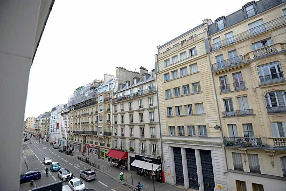 LAFAYETTE HOTEL