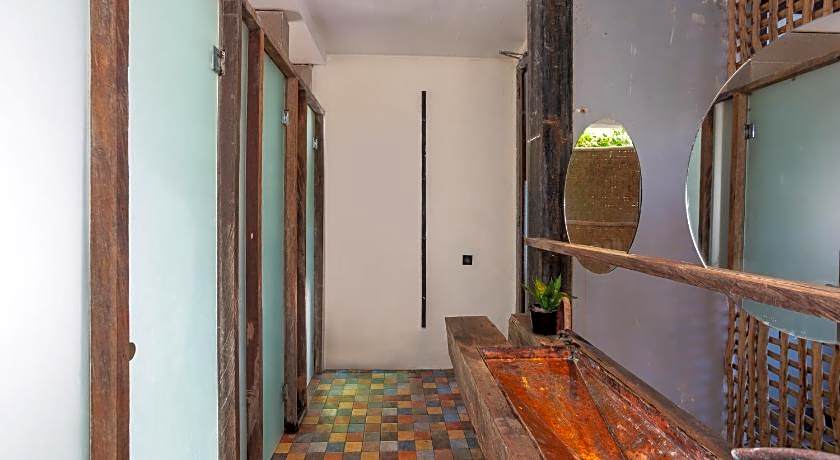 Bong Lux Hostel