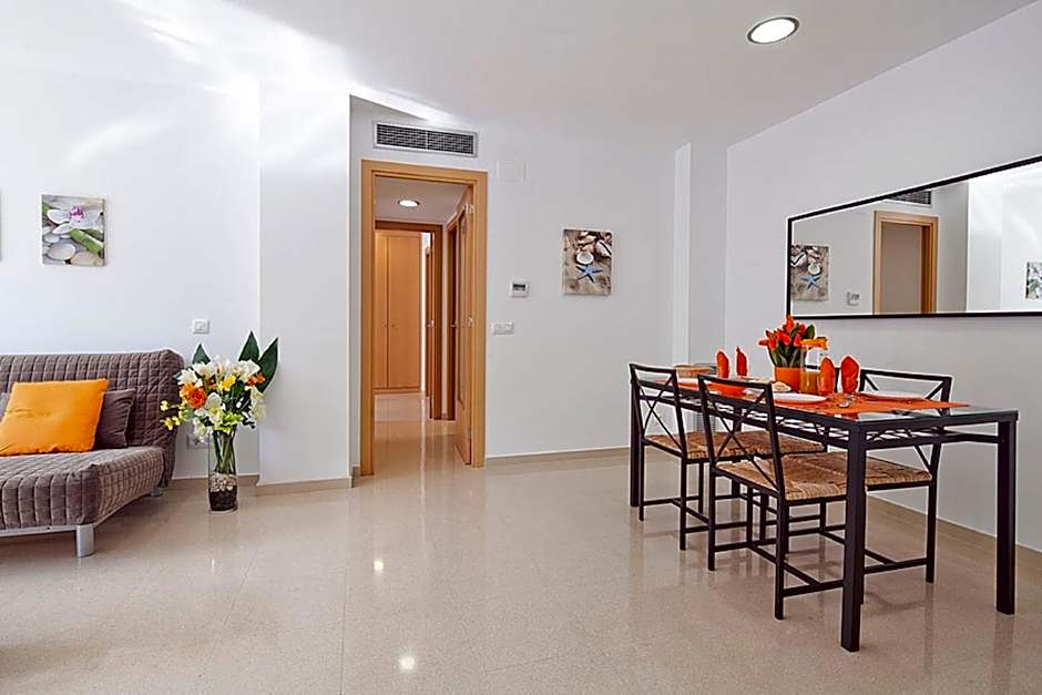 Charmsuites Paralel Apartments