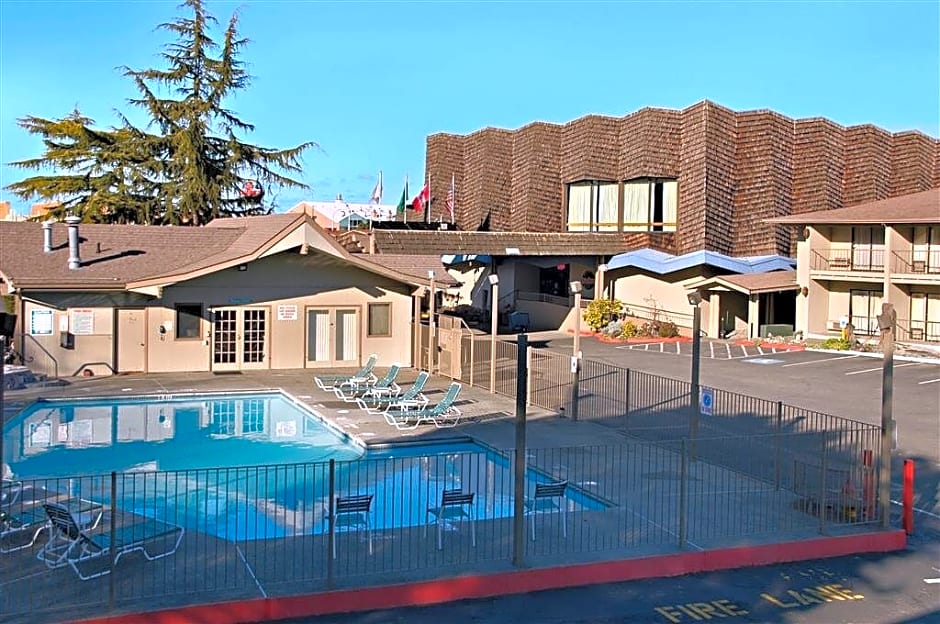 Red Lion Hotel Port Angeles Harbor